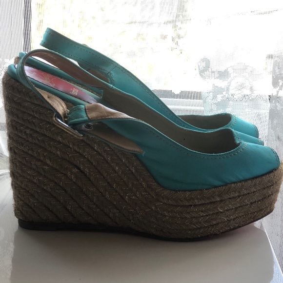 Lightly worn Louboutin sandals - Picture 4 of 5